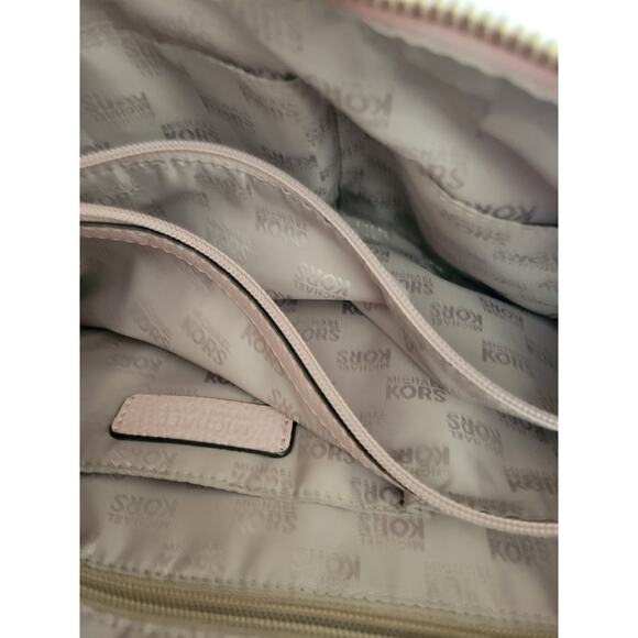 Michael Kors Jet Set Large Pebbled Leather Tote Purse Charm Pockets Beige Logo - Picture 9 of 12